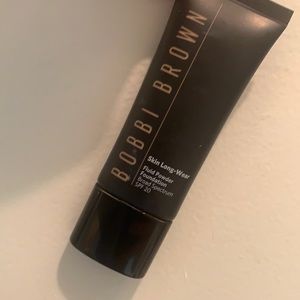Bobby brown skin long wear fluid powder foundation